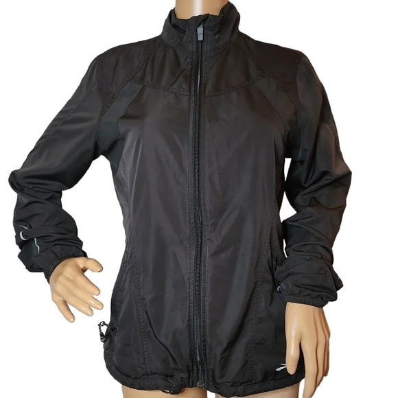 Brooks black running jacket.  Shelter technology.  Full zip.  Women's medium - Picture 1 of 16